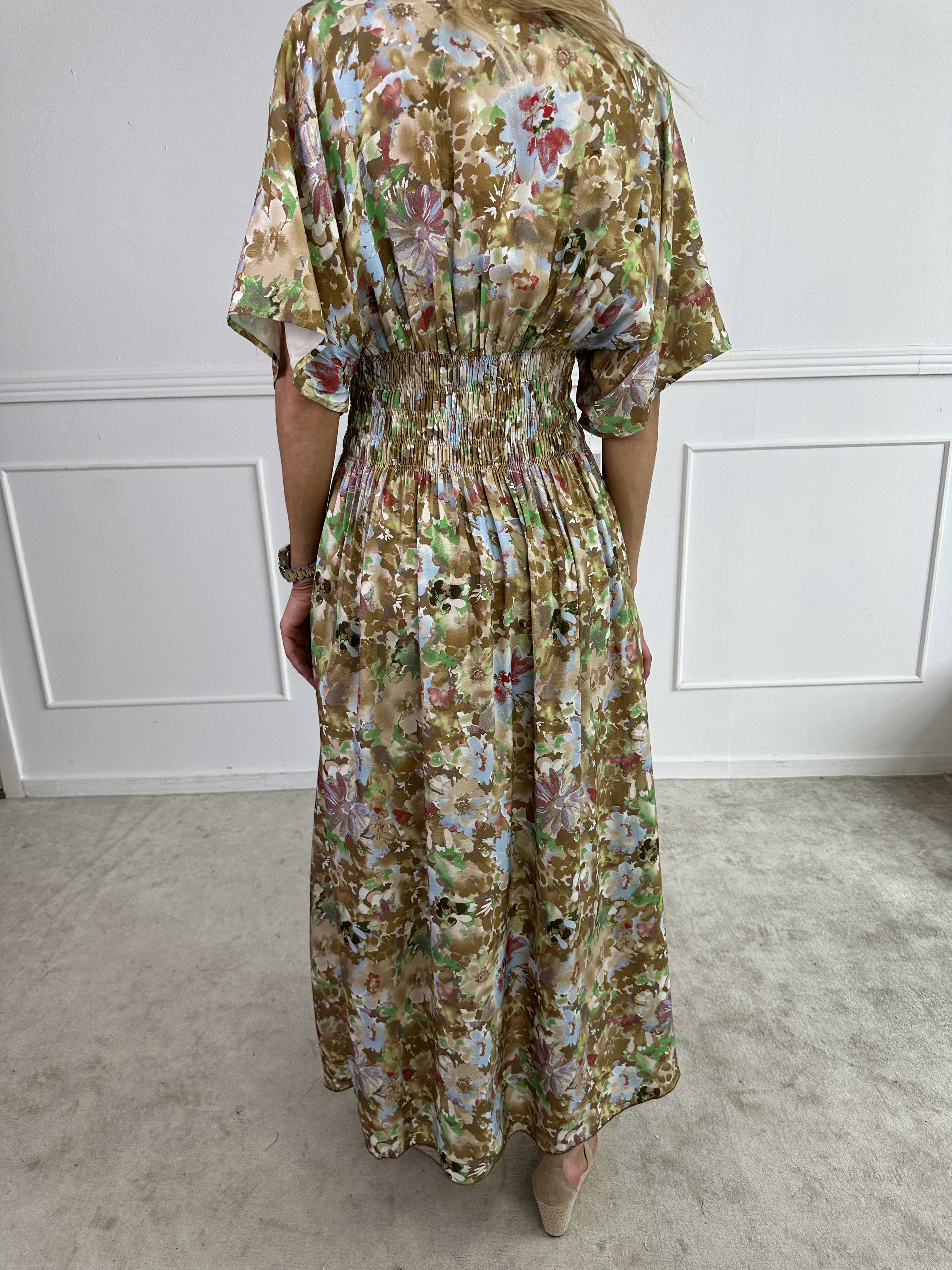 Pams Flower Viscose - Kjole i viskose med blomsterprint og smock